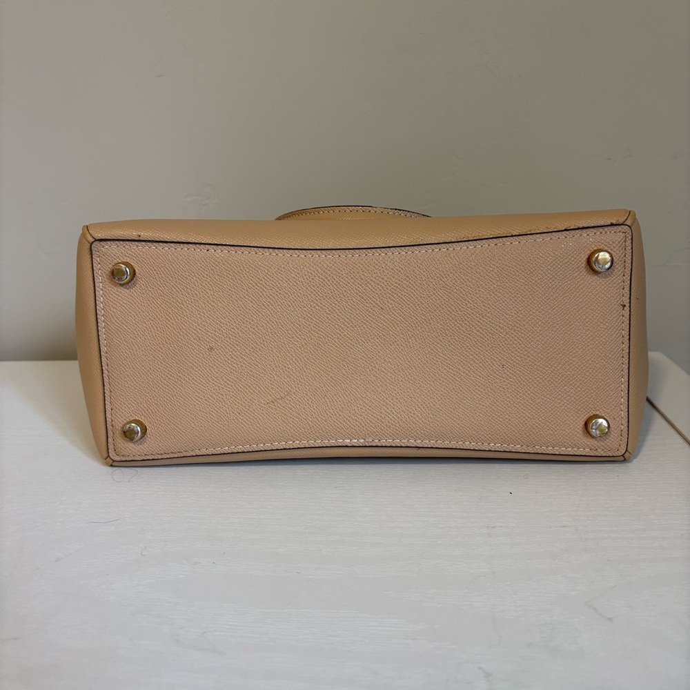 Coach Surrey Carryall satchel handbag in a light beige or nude tone - Picture 11 of 13